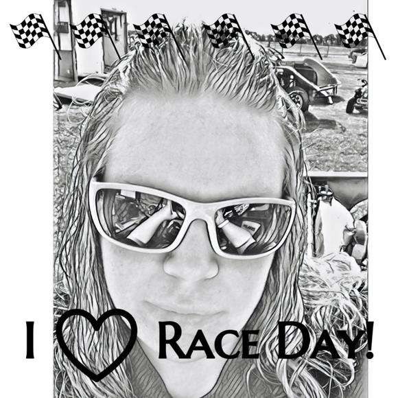 Meet your Posher, Jenny - Picture 1 of 1